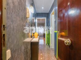 Pis, 70.00 m², حافلة قرب والقطار