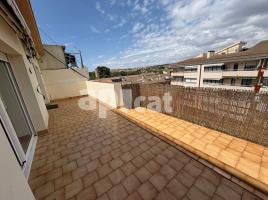 Attic, 95.00 m², near bus and train