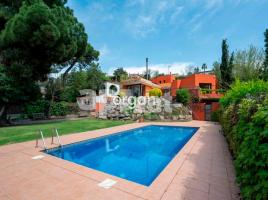 Casa (unifamiliar adossada), 520 m², seminou, Zona