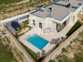 Houses (terraced house), 180 m², almost new, Zona