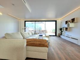  (unifamiliar aïllada), 581.00 m², presque neuf, Calle de Maria Aurèlia Capmany
