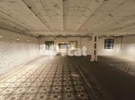 , 173.00 m², 附近的公共汽車和火車