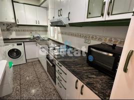 Pis, 82.00 m², 附近的公共汽車和火車, Calle de Sant Antoni Maria Claret