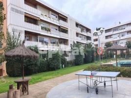 Piso, 452.00 m², cerca de bus y tren