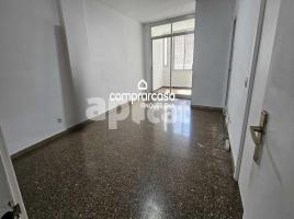 Pis, 89.00 m², على مقربة من الحافلات والمترو, La Marina del Port