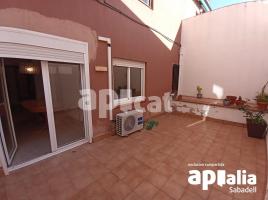 Pis, 90.00 m², حافلة قرب والقطار, PLAÇA USATGES