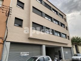 , 230.00 m², Calle de Milà i Fontanals, 33