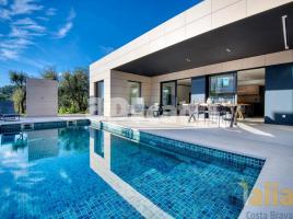  (xalet / torre), 181.00 m², presque neuf