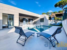  (xalet / torre), 181.00 m², presque neuf