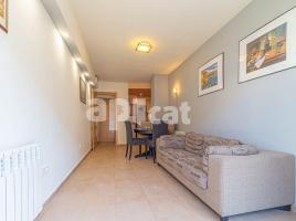 Pis, 68.00 m², 附近的公共汽車和火車, 九成新, Calle Albera, 19