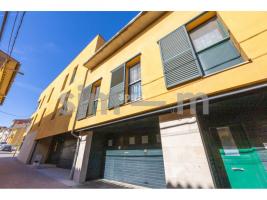 租 unifamiliar adossada, 151.88 m², 九成新