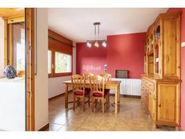 Unifamiliar adosada, 186.00 m²