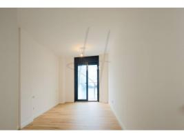 Pis, 93.00 m², fast neu