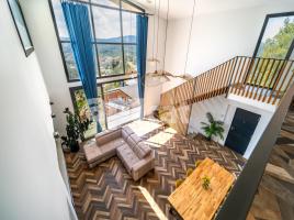 Casa (unifamiliar aislada), 270.00 m², cerca de bus y tren