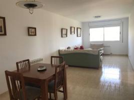 Mieten pis, 87.79 m², fast neu