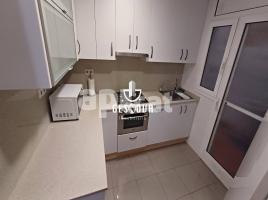 Piso, 87.00 m², cerca de bus y tren