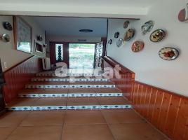  (unifamiliar aïllada), 322.00 m², 附近的公共汽車和火車, cerca población
