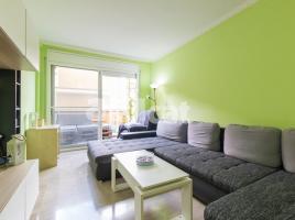 Piso, 87.00 m², cerca de bus y tren, seminuevo