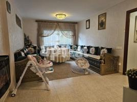 Piso, 100 m², seminuevo, Zona