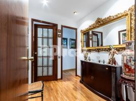 Flat, 110.00 m², near bus and train, Calle de Picañol
