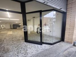 Business premises, 120.00 m², near bus and train