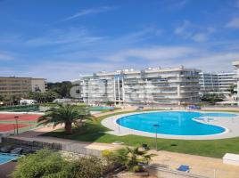 Pis, 69.00 m², حافلة قرب والقطار, جديد تقريبا