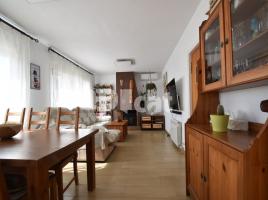 Houses (detached house), 121.00 m², near bus and train