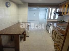 租 pis, 92.00 m²