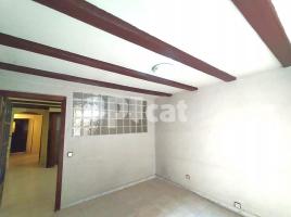 Pis, 51.00 m², prop bus i metro