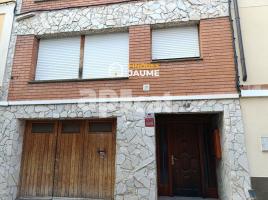 Casa (unifamiliar adosada), 400 m², Zona