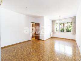 Piso, 103.00 m², cerca de bus y tren, Travesía Travessera de Gràcia