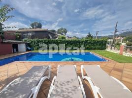  (xalet / torre), 137.00 m², Calle d'Arenys de Mar