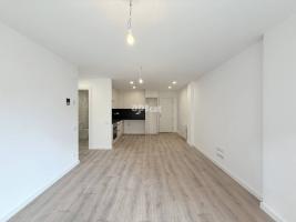 Pis, 85.00 m², جديد تقريبا