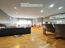 Pis, 90.00 m², حافلة قرب والقطار