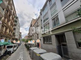 Dúplex, 102.00 m², cerca de bus y tren, seminuevo