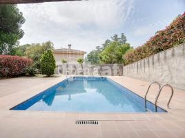  (unifamiliar adossada), 209 m², presque neuf, Zona