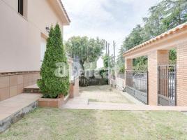  (unifamiliar adossada), 209 m², presque neuf, Zona