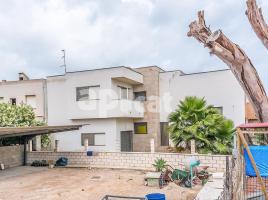 Houses (terraced house), 203.00 m², almost new, Calle Jacint Verdaguer