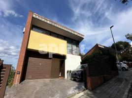 Houses (detached house), 208.00 m², almost new