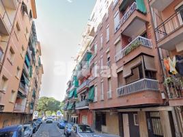 Piso, 56.00 m², cerca de bus y tren