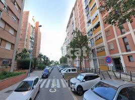 Piso, 52.00 m², cerca de bus y tren