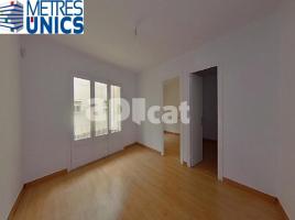 Квартиры, 48.00 m², pядом автобусный и железнодорожный, Pasaje del General Prim, 23