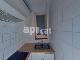 Квартиры, 48.00 m², pядом автобусный и железнодорожный, Pasaje del General Prim, 23