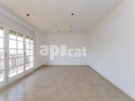 Dúplex, 114.00 m², cerca de bus y tren, Travesía Travessia del Lledoner