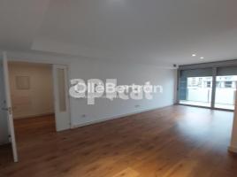 租 pis, 105.00 m², 九成新, Calle Pi i Margall