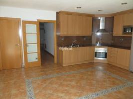Pis, 122.00 m²