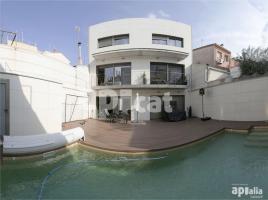 Houses (detached house), 271.00 m², near bus and train, almost new, CREU ALTA