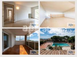 Casa (unifamiliar adosada), 366 m², Zona