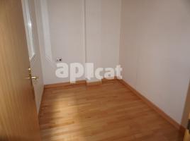 Pis, 74.00 m²