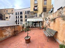 Pis, 222.00 m², prop de bus i tren